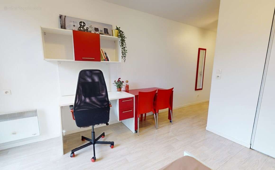 INVESTISSEMENT LOCATIF  ST OUEN SUR SEINE  Résidence Étudiante Studéa Saint Ouen 2 - 6,12 % de rentabilité - photo 4