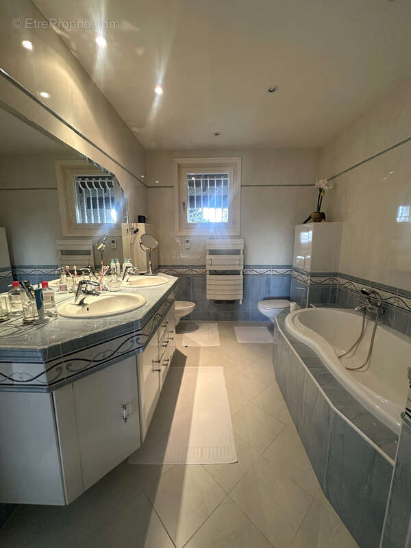 Maison à SAINTE-SIGOLENE