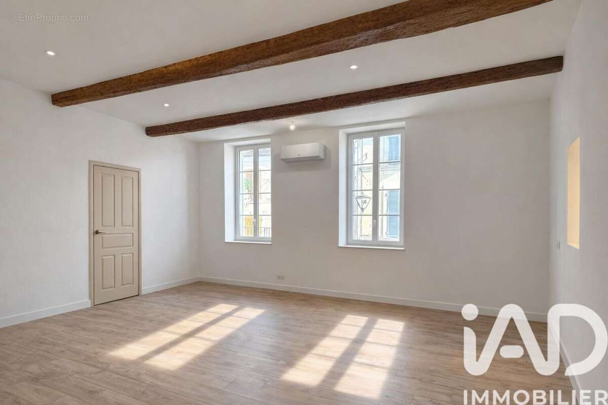 Photo 2 - Maison à VALREAS