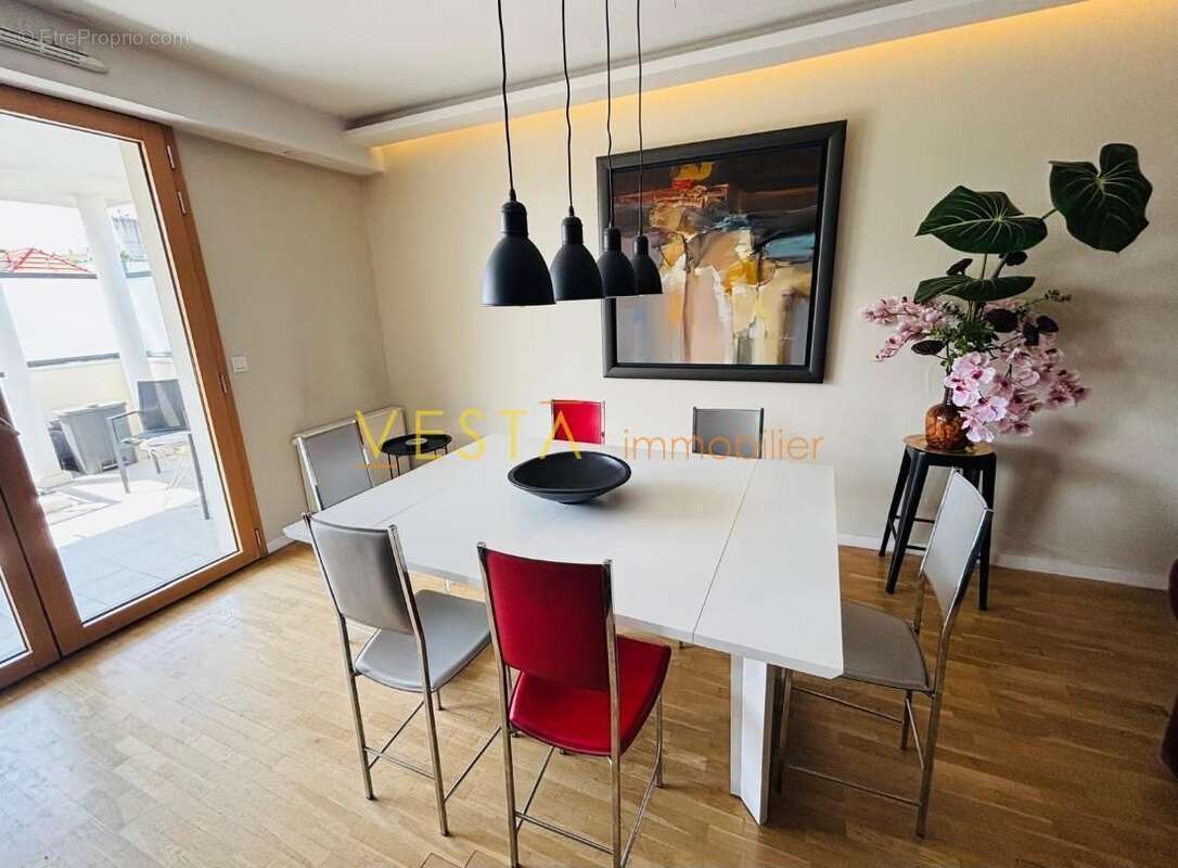 Appartement 123 m² à Montreuil  - photo 4
