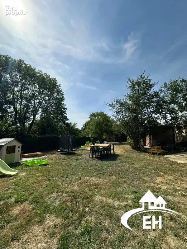 Ensemble immobilier avec pavillon et longère ancienne - photo 11