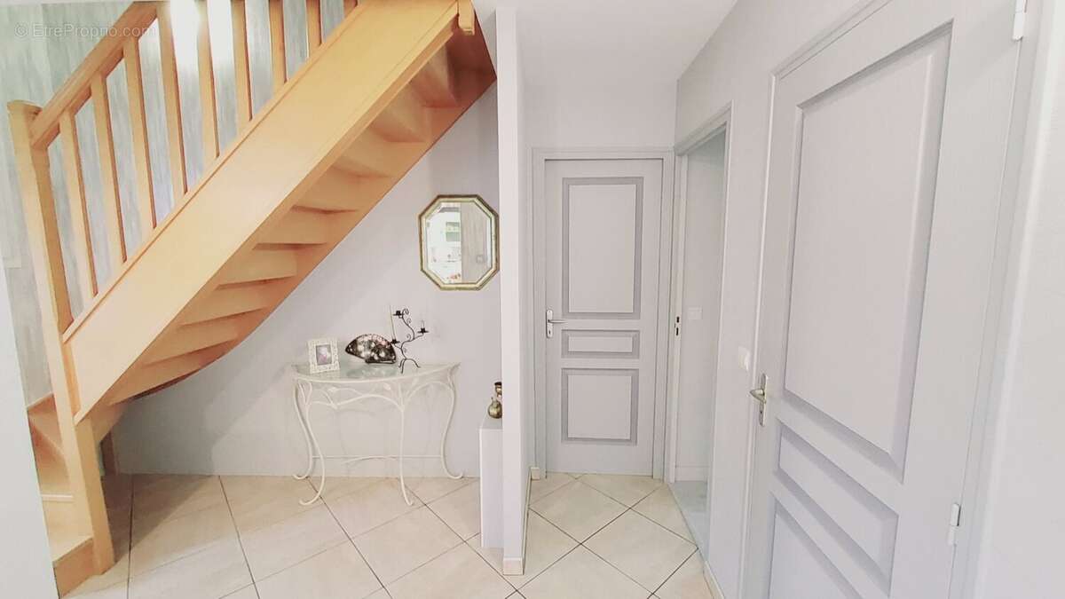 Maison à DERVAL