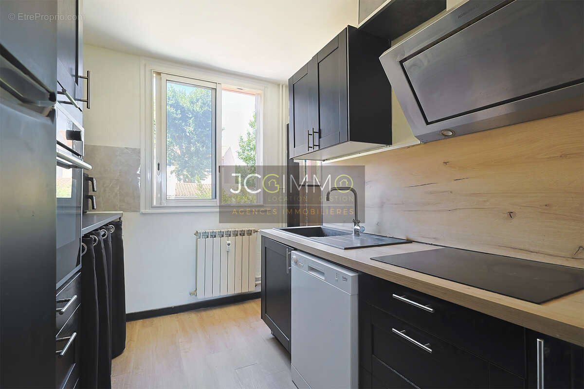 Appartement à HYERES