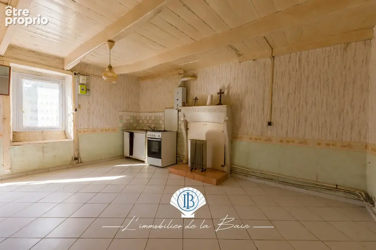 Maison en pierre à rénover avec terrain clos, à 1,8 km de Sables-d'Or-les-Pins - photo 5