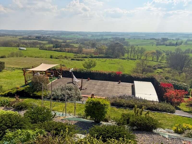 Maison à vendre 4 pièces et studio - LUPIAC (32) - 145 m2 - 2497 m2 de terrain - photo 16