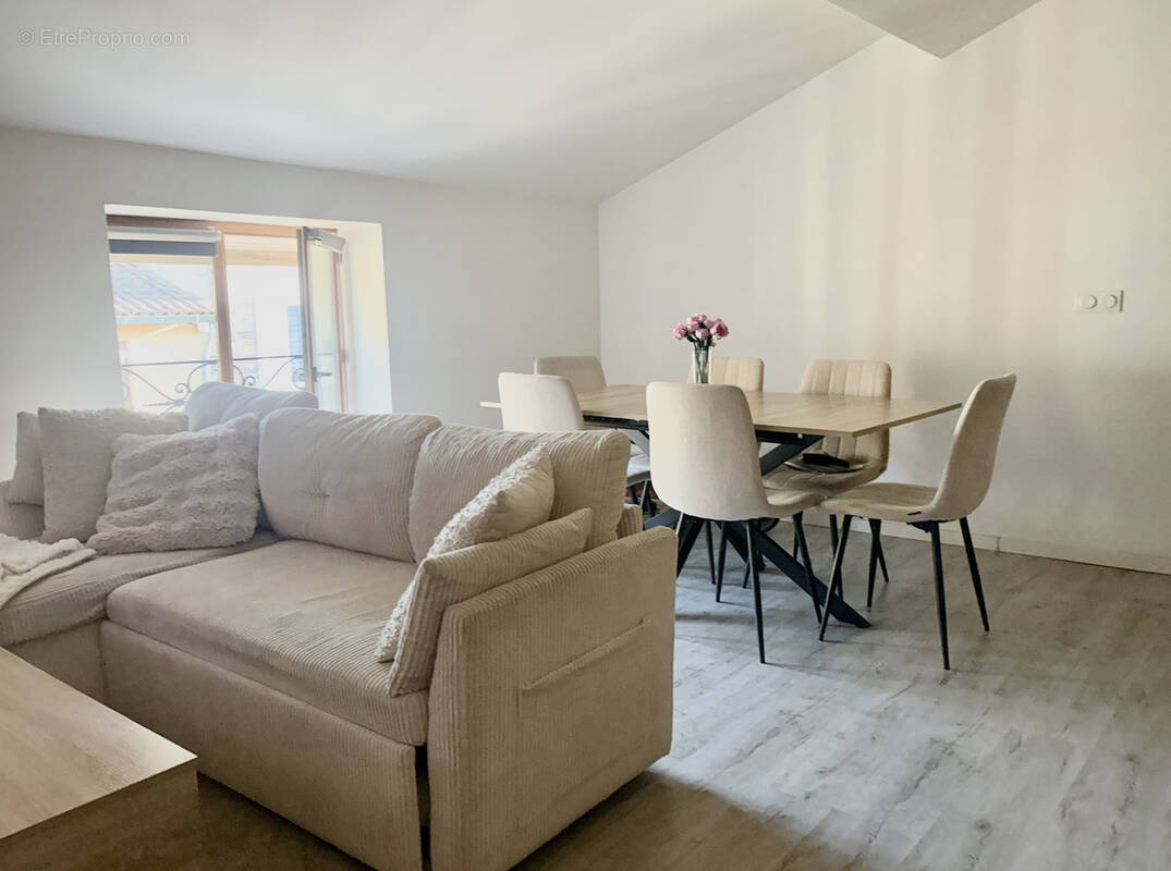Appartement à THOISSEY