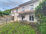 Appartement à SAINT-SEURIN-SUR-L'ISLE