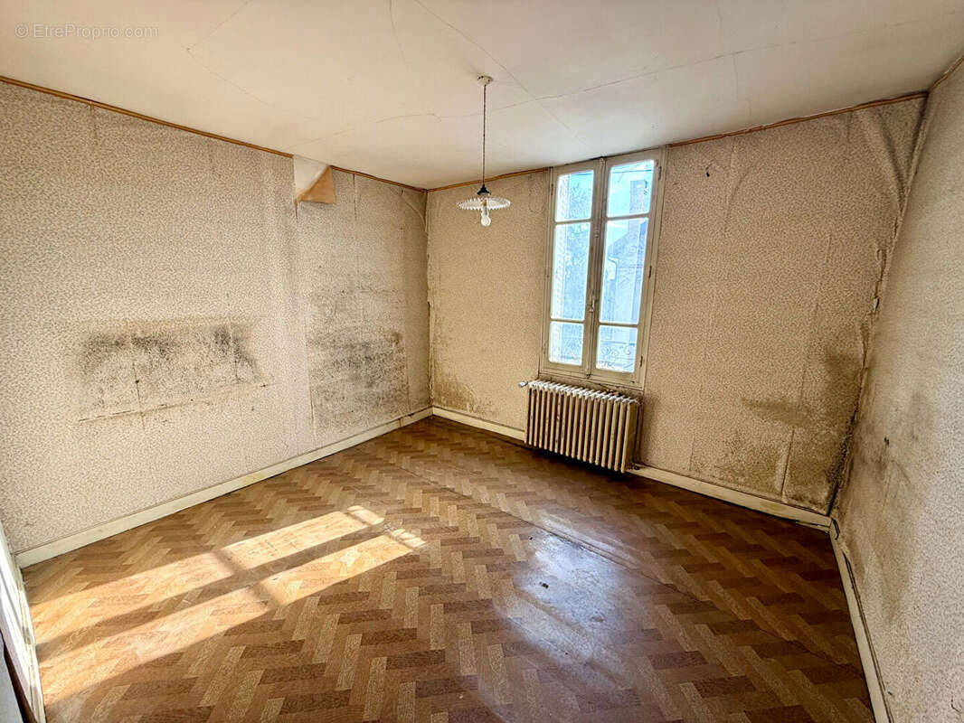 Maison Yzeure 4 pièce(s) 82 m2 - photo 9
