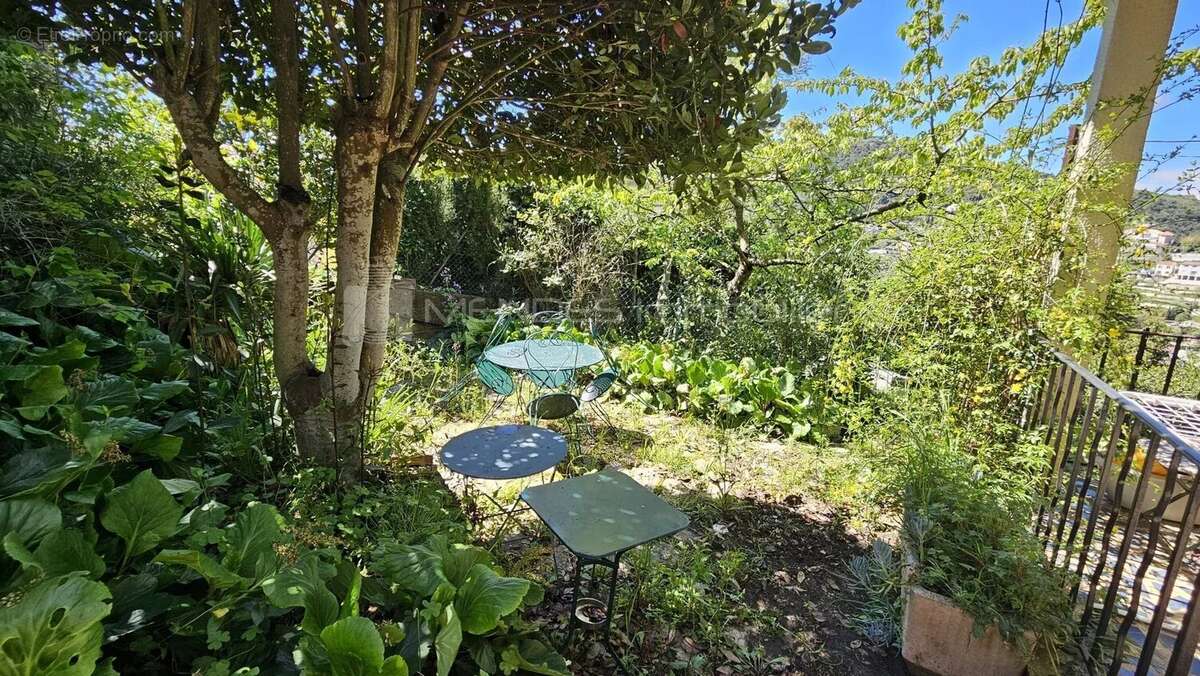 Villa avec piscine et belle vue proche village - photo 14