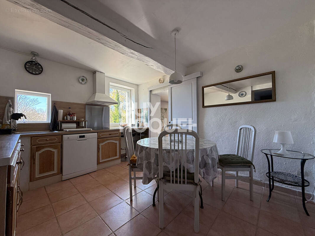 Maison à AMBONIL