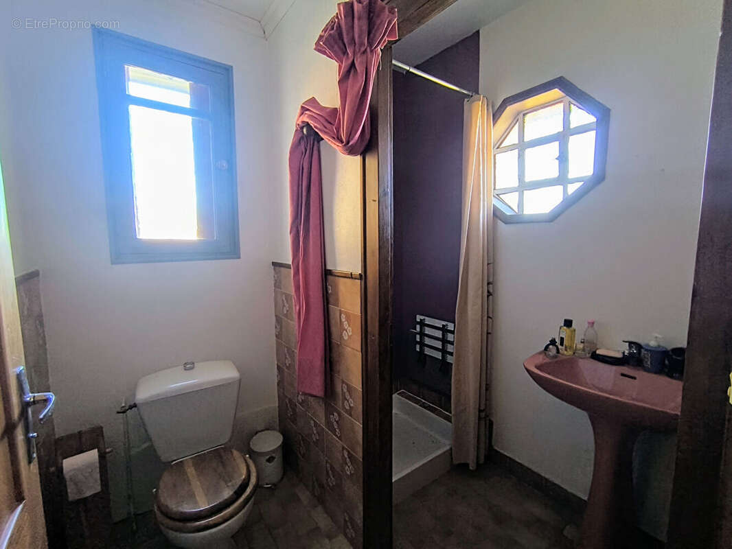 Maison à SAINT-ELOY-LES-MINES