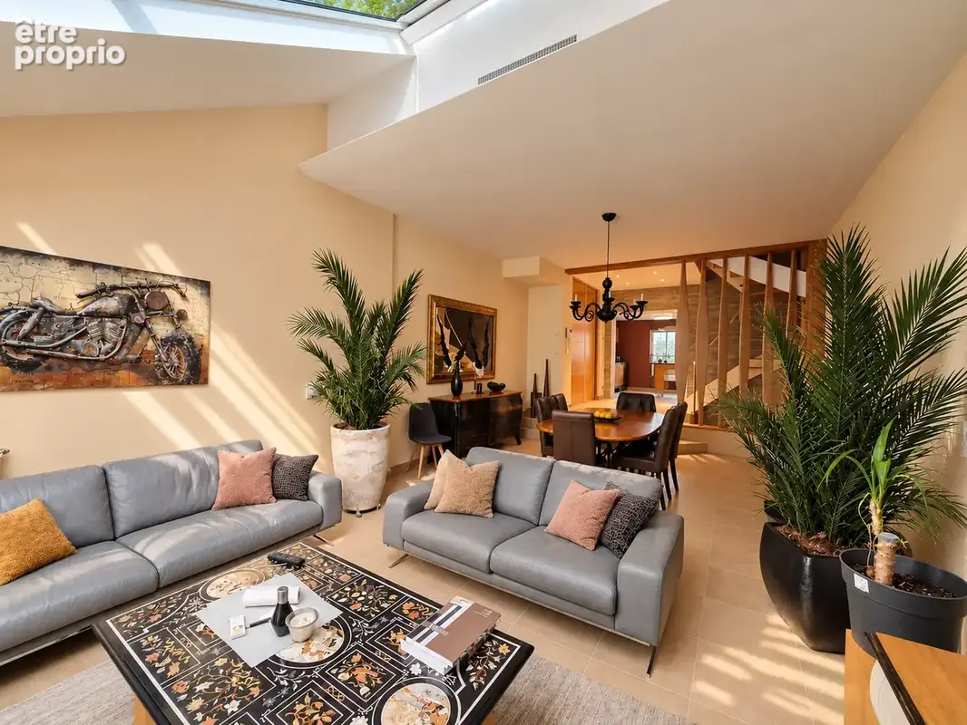 Maison de centre ville- 4 chambres- grand garage- Terrasse - photo 2