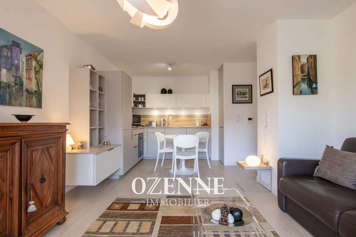 Appartement à BENERVILLE-SUR-MER