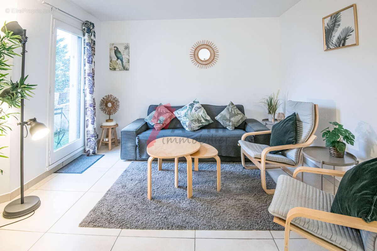 Appartement à COURCOURONNES