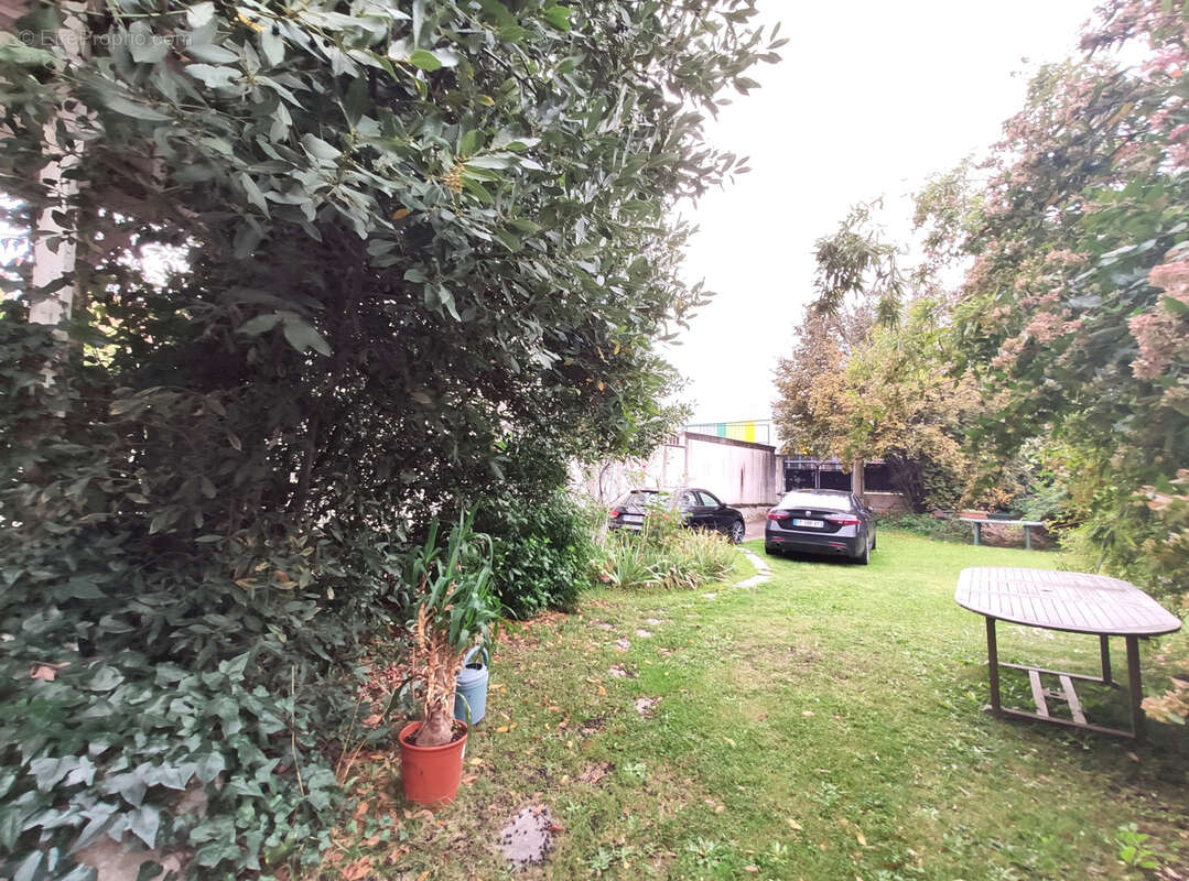 Maison à VITRY-SUR-SEINE