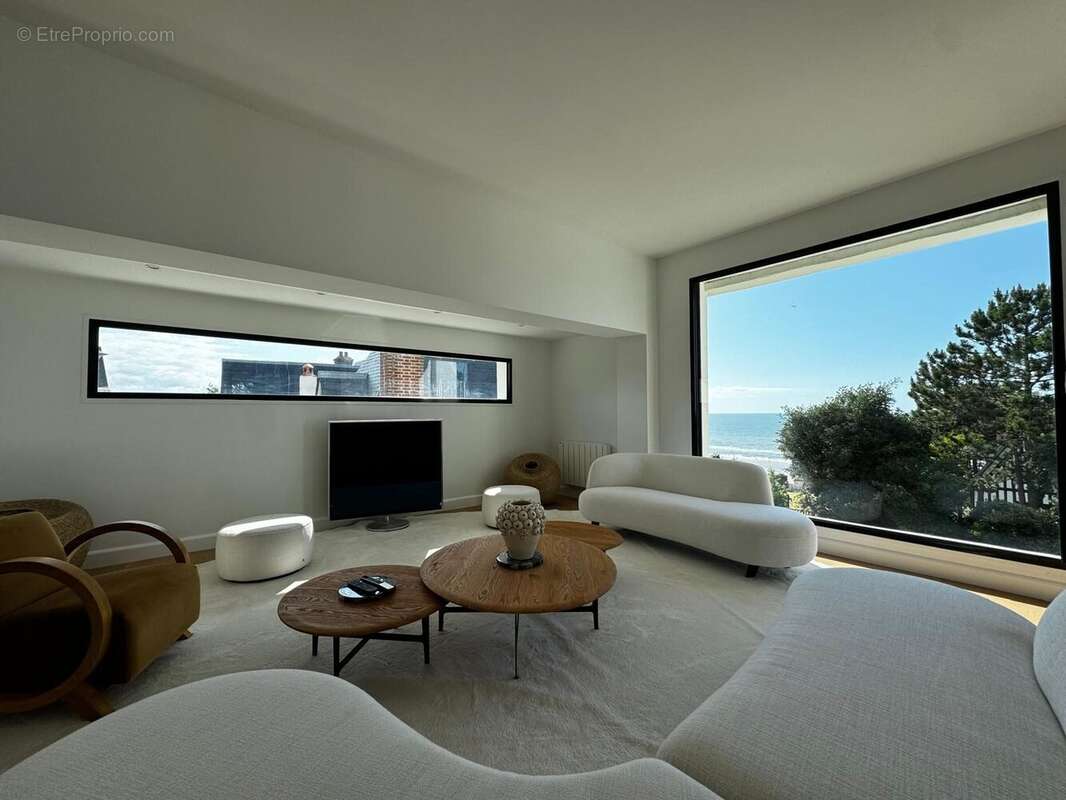 Maison à BENERVILLE-SUR-MER