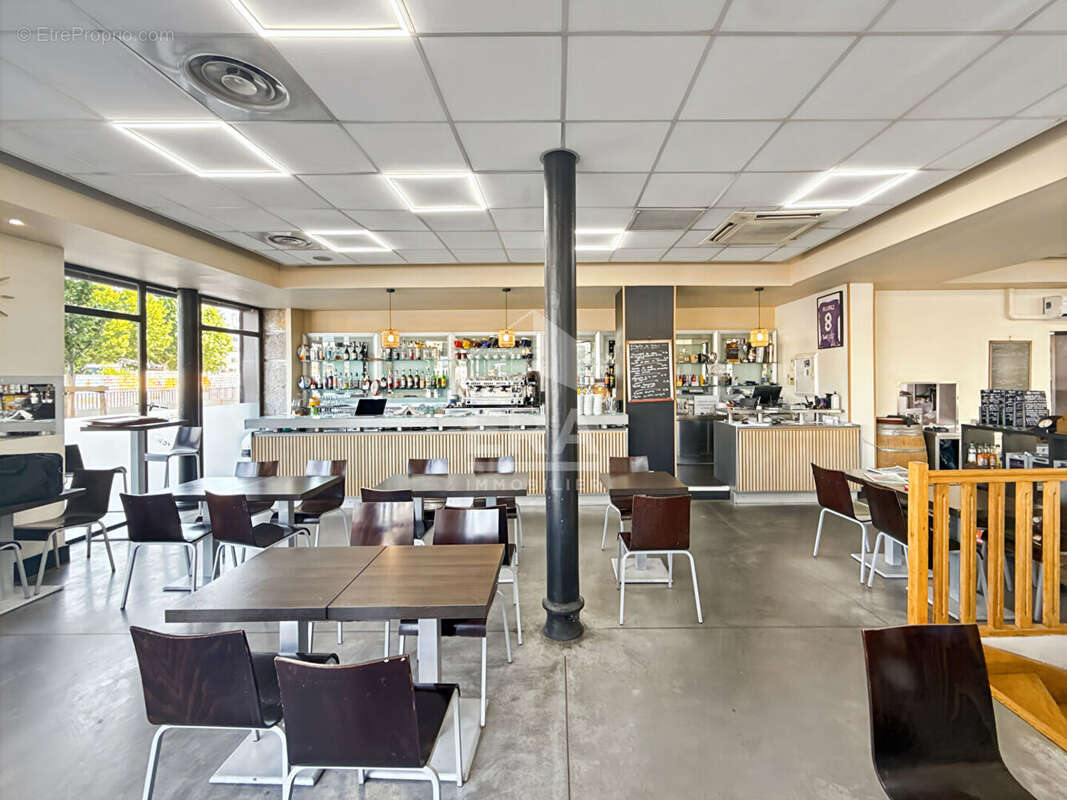 Autre à MARSEILLE-2E