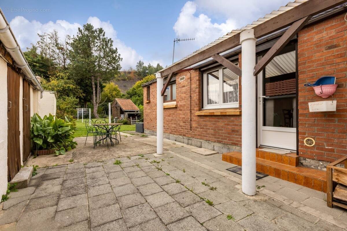 Maison à BILLY-MONTIGNY