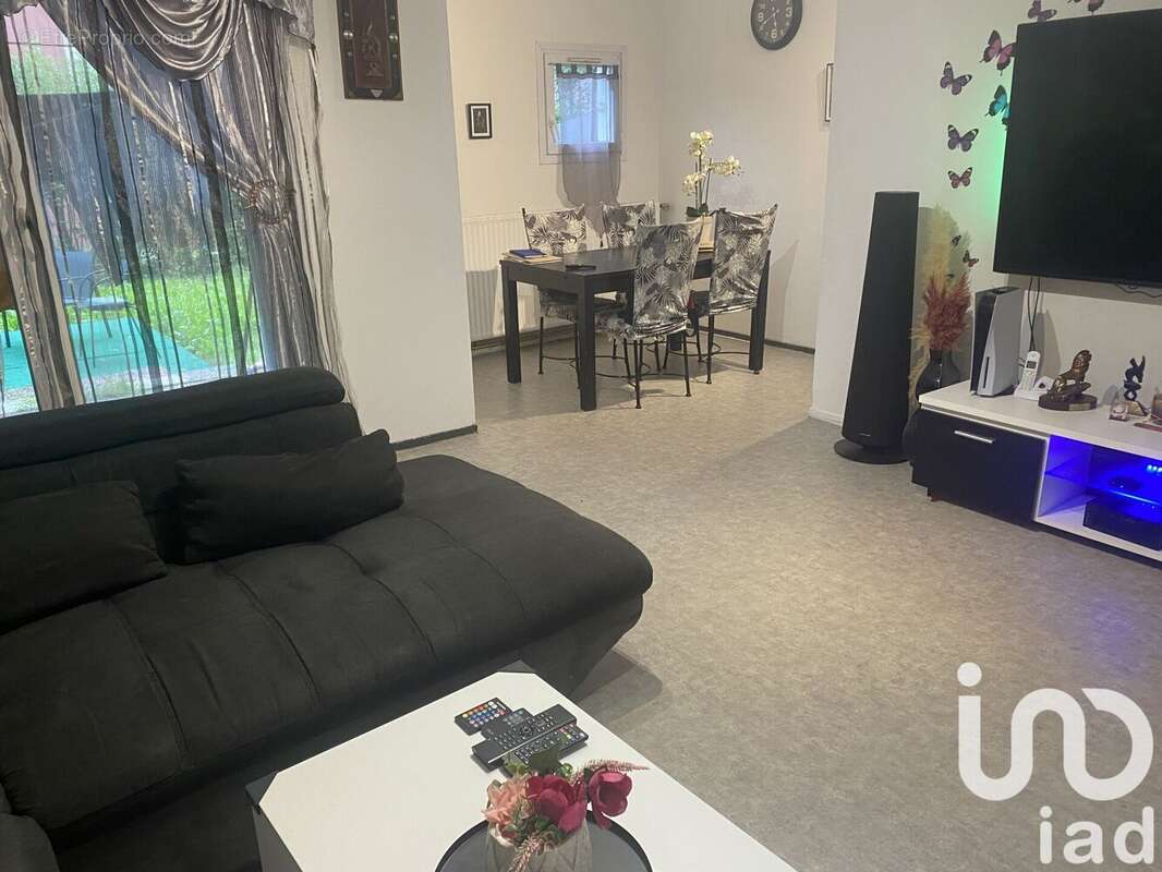 Photo 2 - Appartement à LOGNES