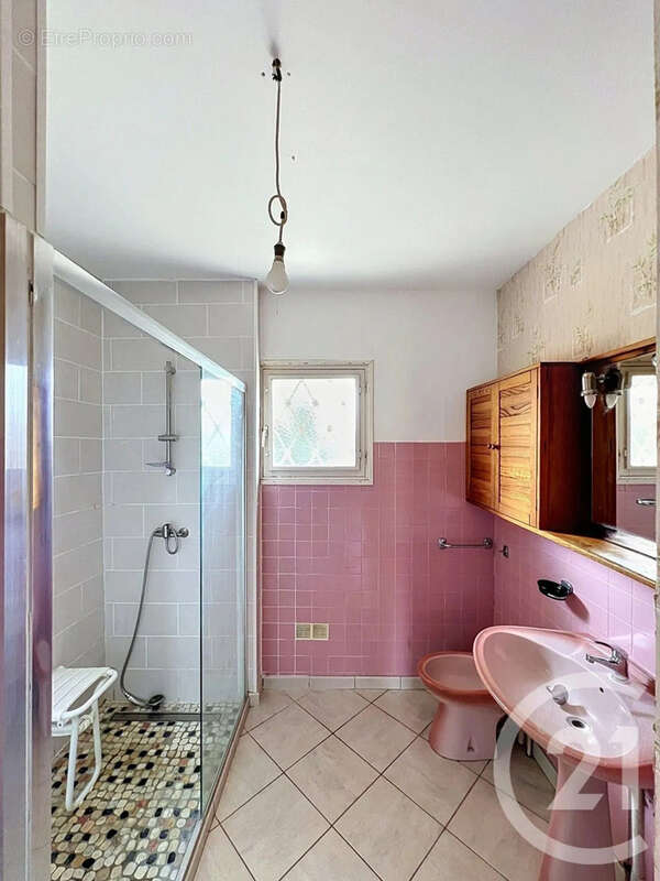 Maison 106 m² à Pavie  - photo 16