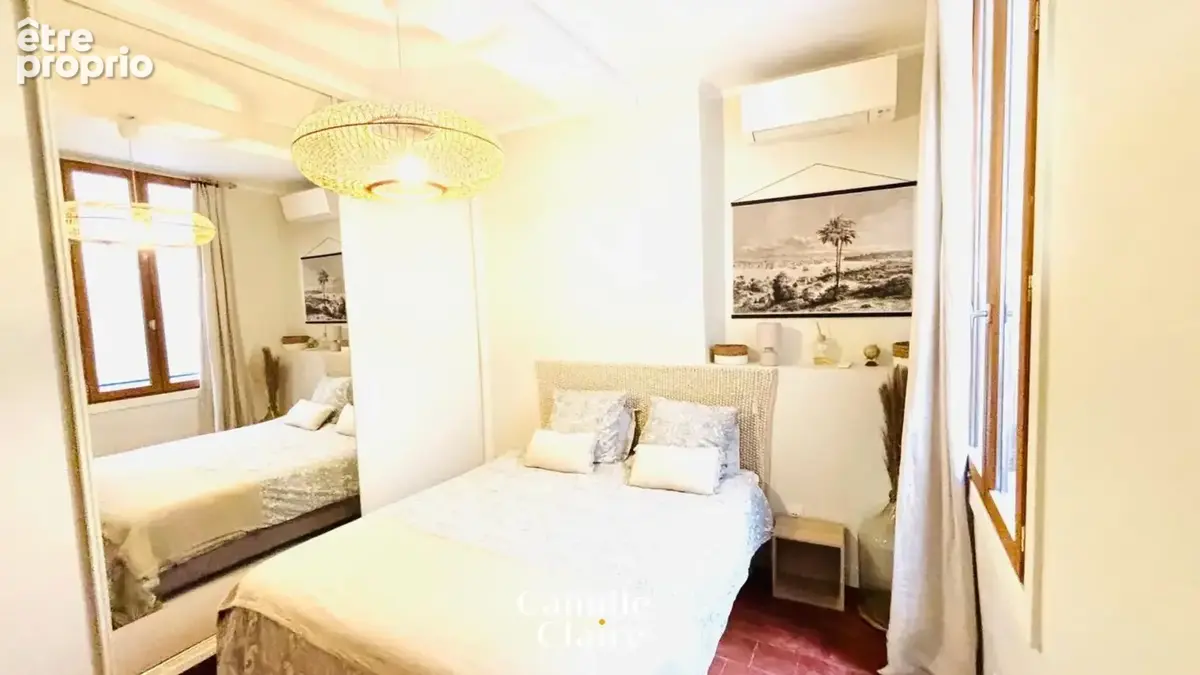 Dernier étage en plein cœur d'Aix EN PROVENCE : Appartement  T2/ T3 de 55 m2 rénové  Idéal location saisonniè - photo 6