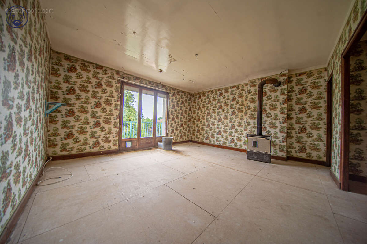 Maison à COUVERTPUIS