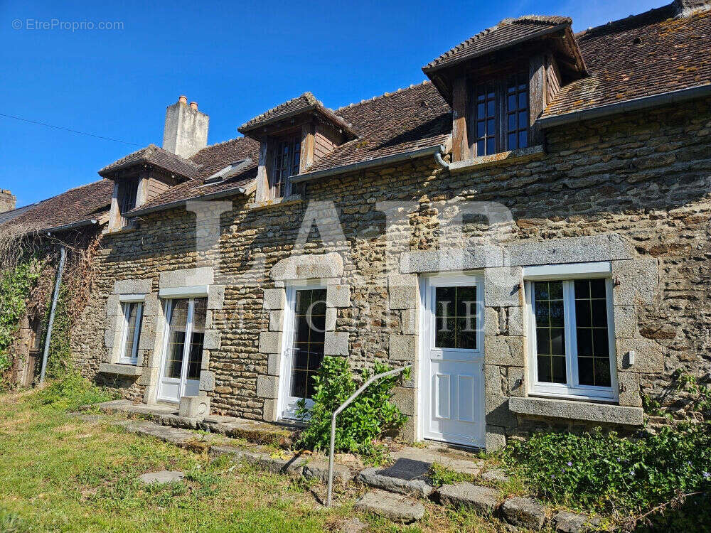 Maison à SAINT-PIERRE-DES-NIDS