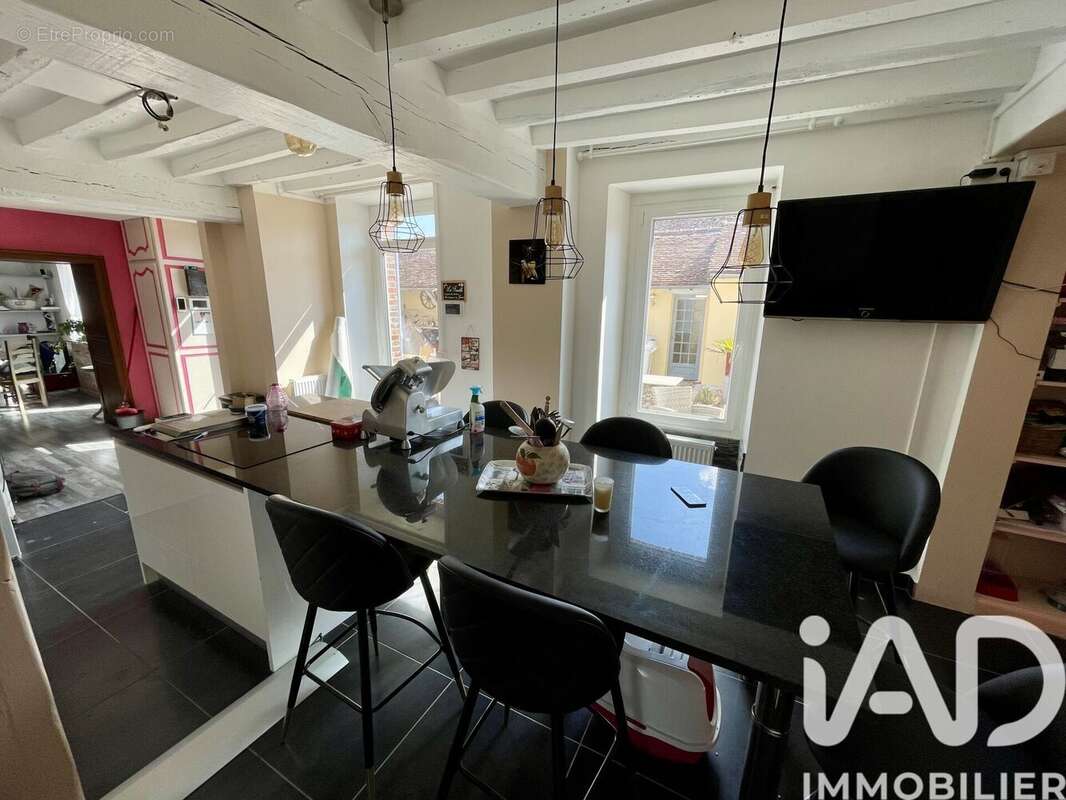 Photo 3 - Maison à FONTAINE-LA-GAILLARDE