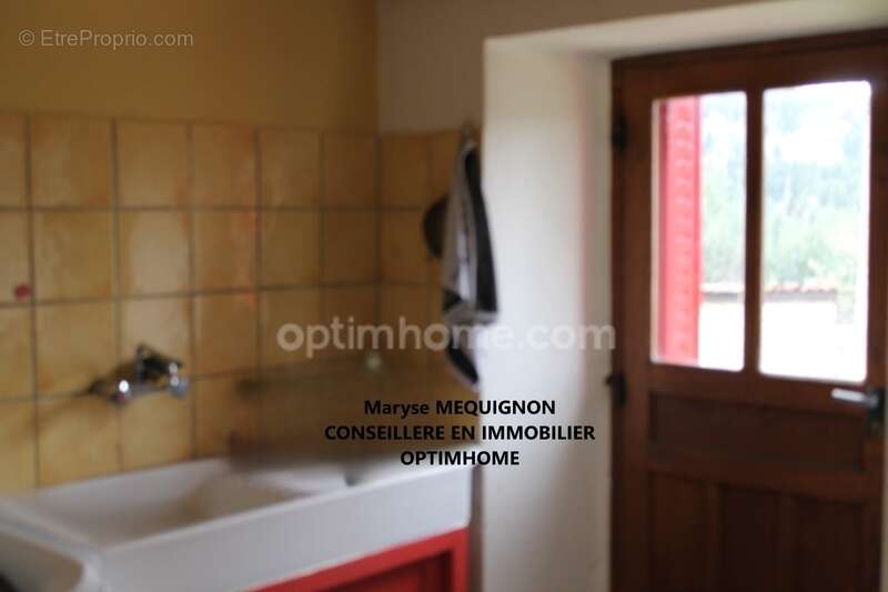 Maison à LE BRUGERON