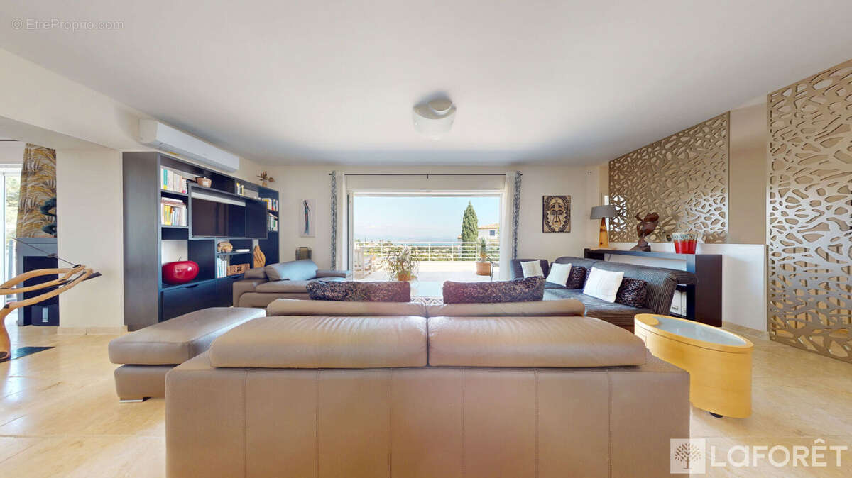 Maison Frejus 5 pièce(s) 170 m2 - photo 3
