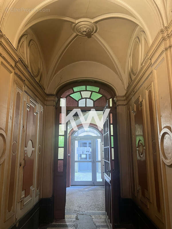 Appartement 63 m² à Saint-Etienne  - photo 8