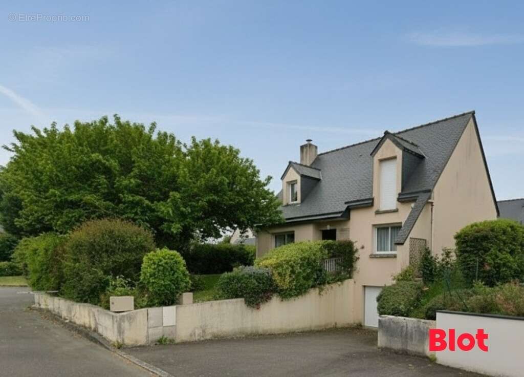 Maison 110 m² à Saint-Gregoire  - photo 2