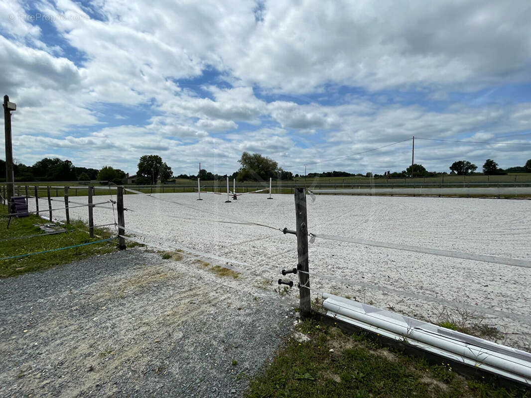 Maison à SAINT-MEARD-DE-GURCON