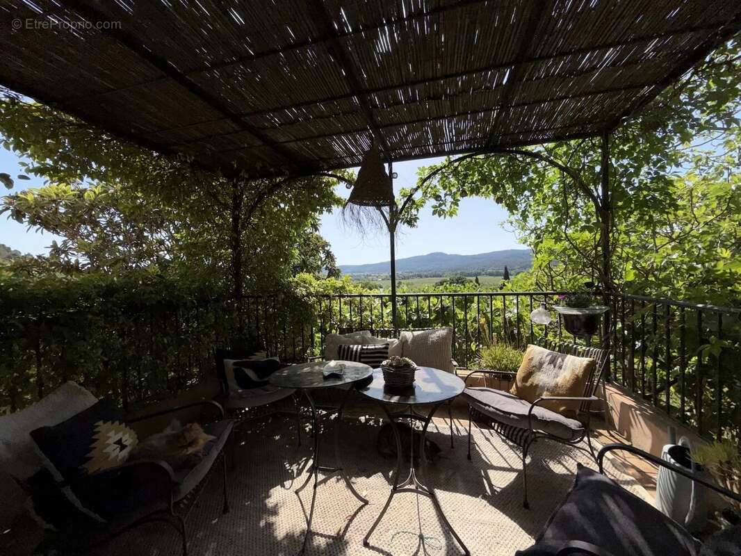 Maison à MONTFORT-SUR-ARGENS