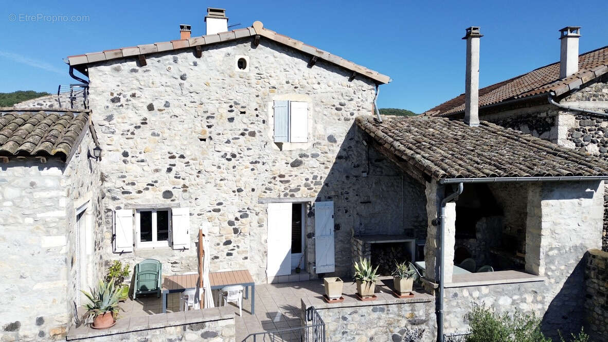 Maison à BAIX