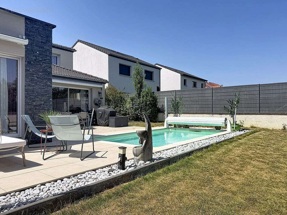 Maison à HETTANGE-GRANDE