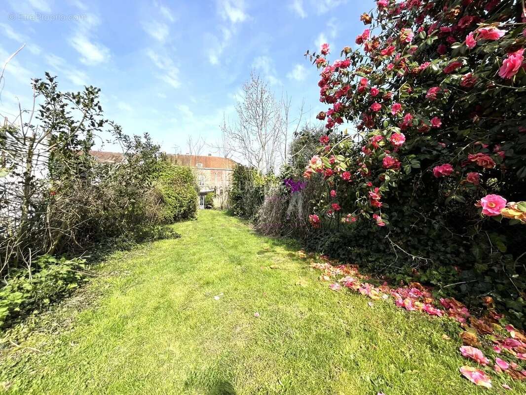 Superbe maison avec jardin - photo 8