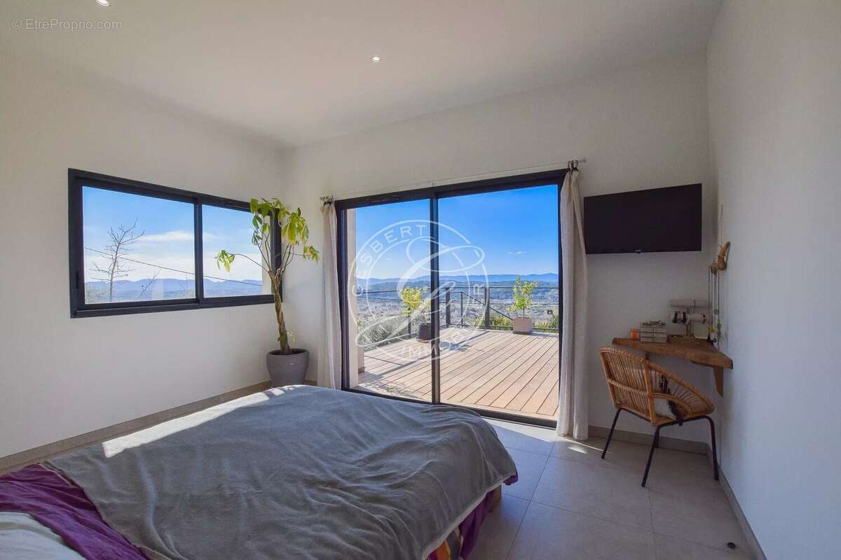 Maison à DRAGUIGNAN