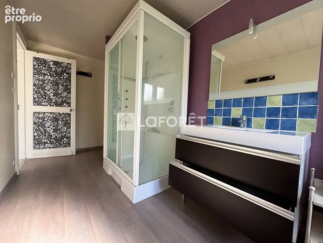 Grande propriété - possibilité de division - possibilité 9 chambres - proche centre-ville DOUAI - photo 11