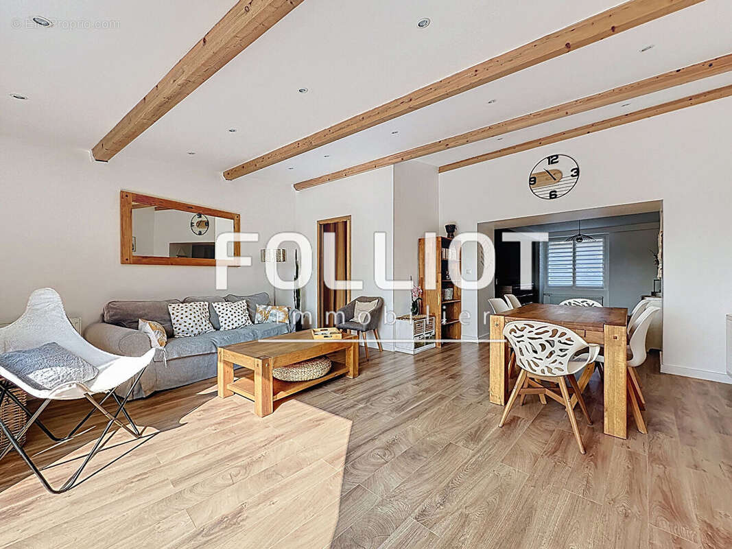 Maison à DONVILLE-LES-BAINS