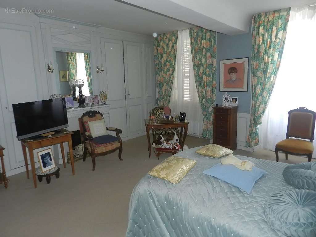 Maison à SAINT-PIERRE-SUR-DIVES