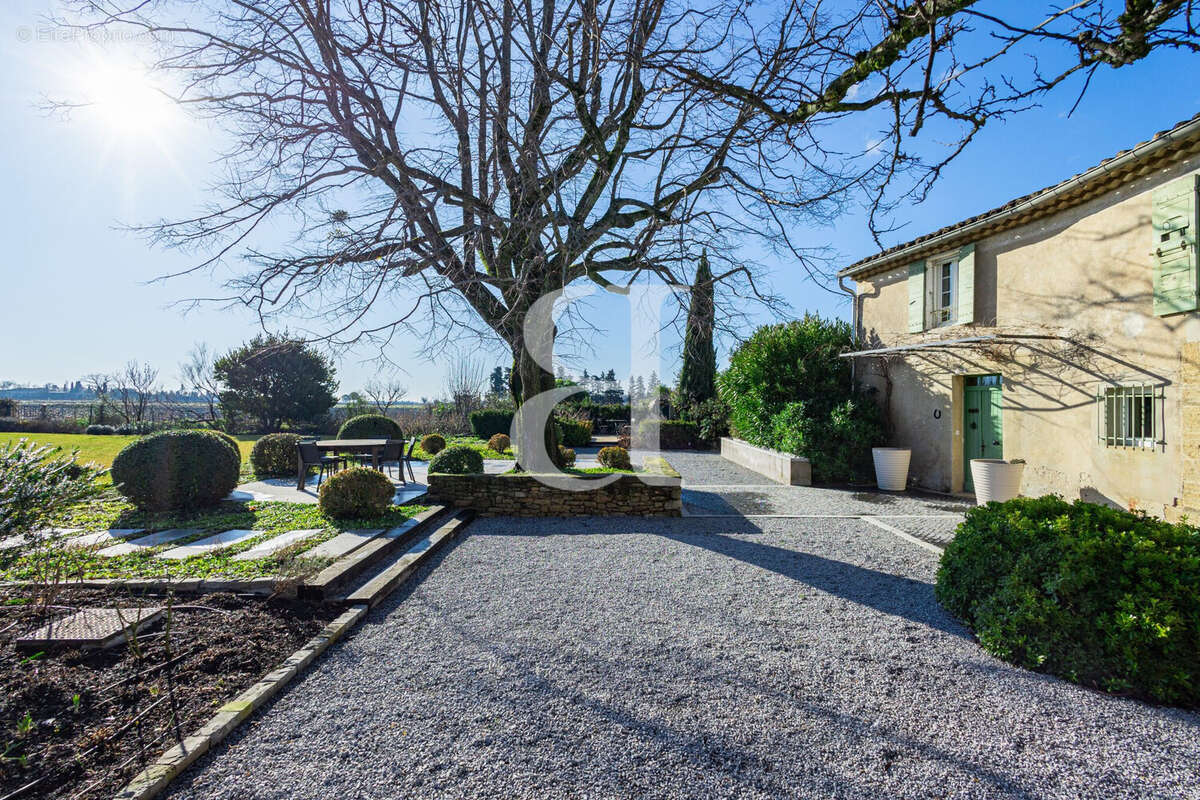 Maison à VAISON-LA-ROMAINE