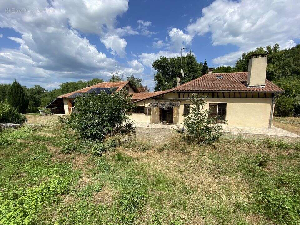 MAISON Type T5 de 188 m2 avec dépendance proche de Barbotan - photo 23
