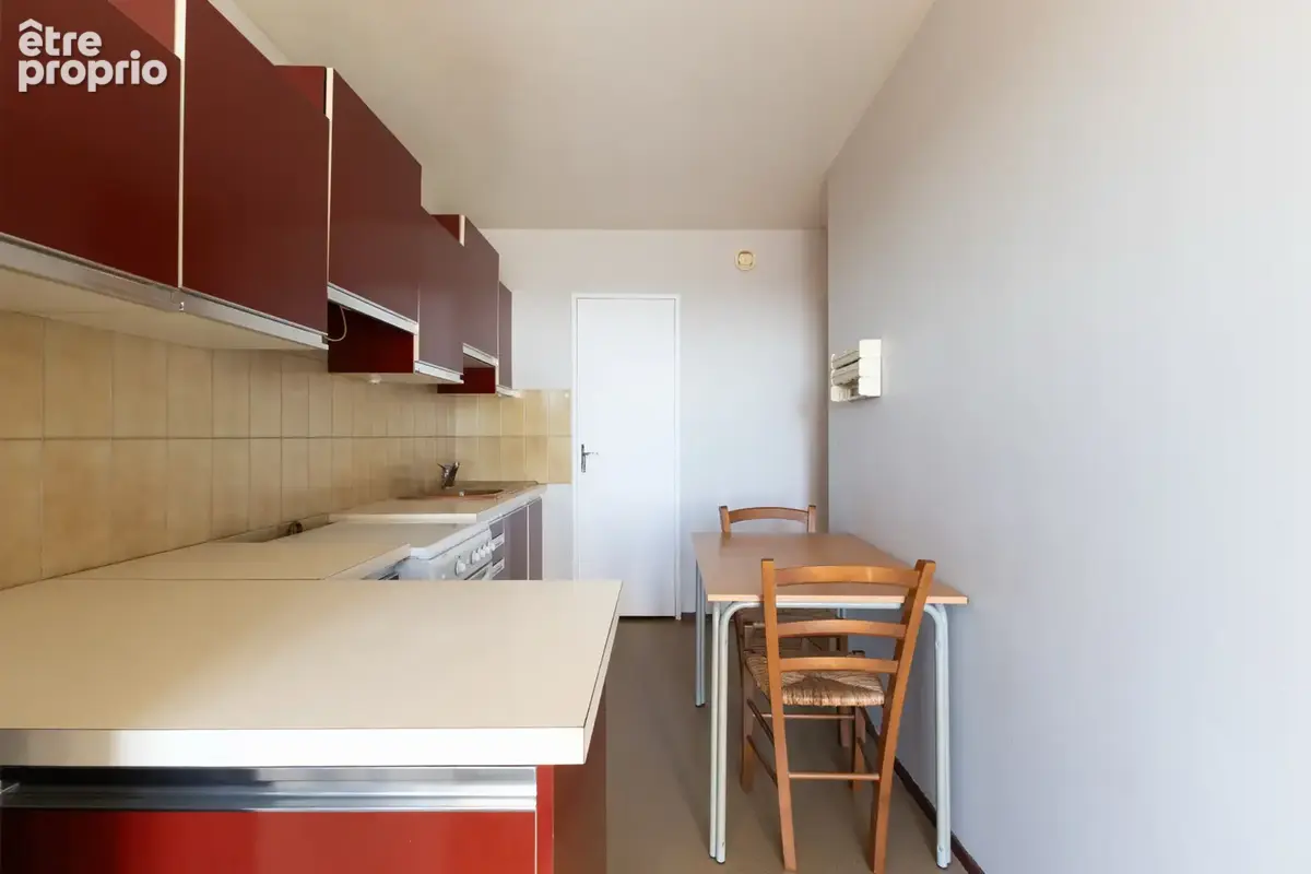 Appartement T3 lumineux avec parking, balcon et vue panoramique   10ᵉ étage - photo 1