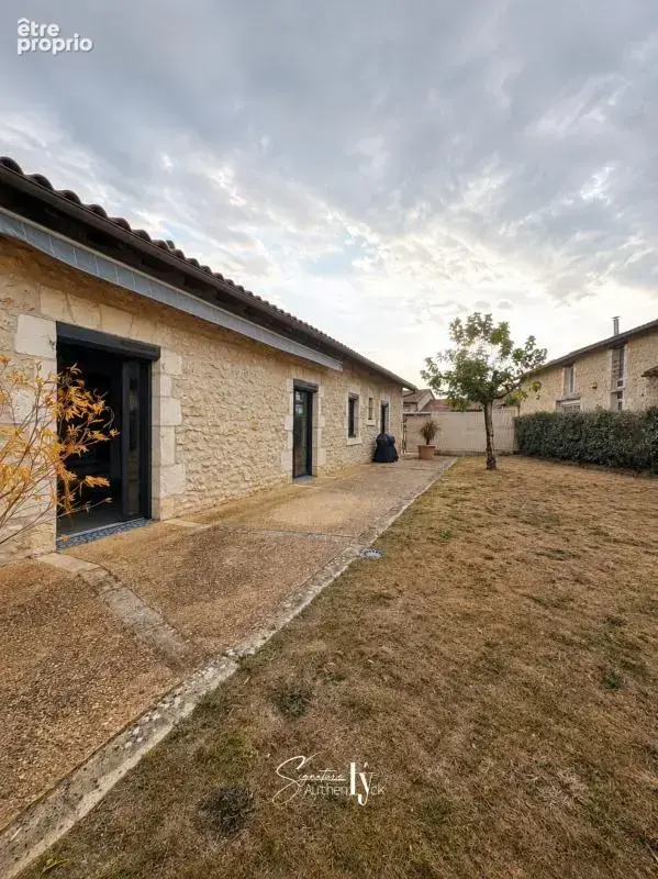 Maison 182 m² à Brantome  - photo 2