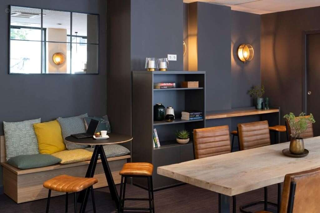 Appartement à COURBEVOIE