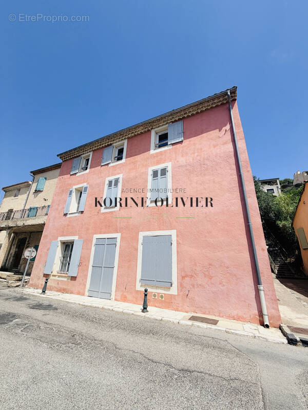 Appartement à EGUILLES