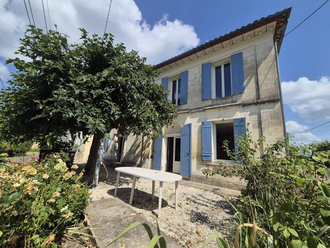 Maison à SAINTE-TERRE
