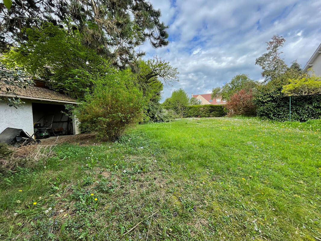 Terrain à SAINT-GERMAIN-EN-LAYE