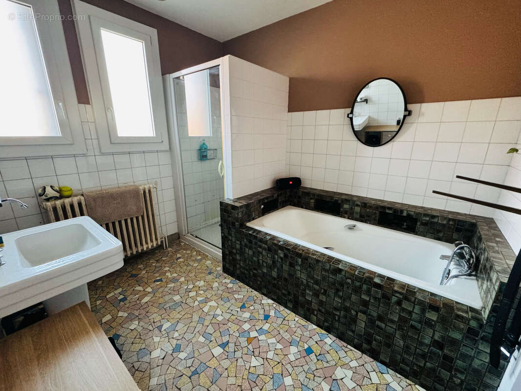 Maison à SAINT-GERMAIN-DU-BOIS